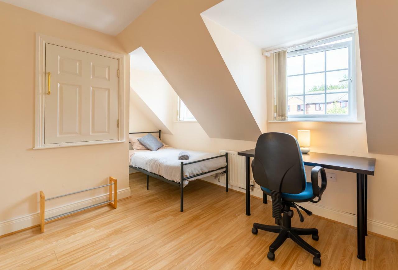 Newcastle City Centre Spacious Town House Free Parking And Wifi Екстериор снимка